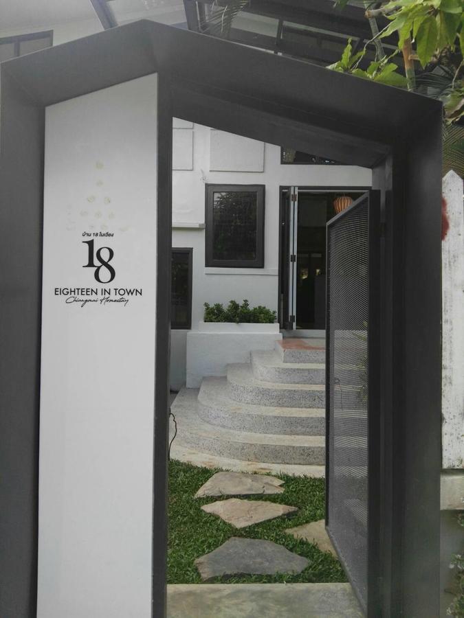 18 In Town Homestay Chiang Mai Luaran gambar
