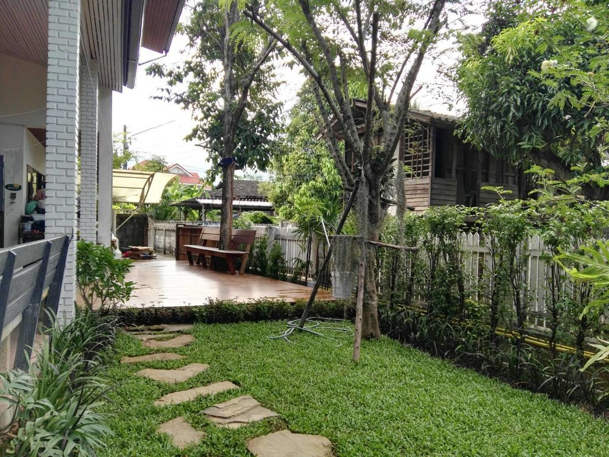 18 In Town Homestay Chiang Mai Luaran gambar