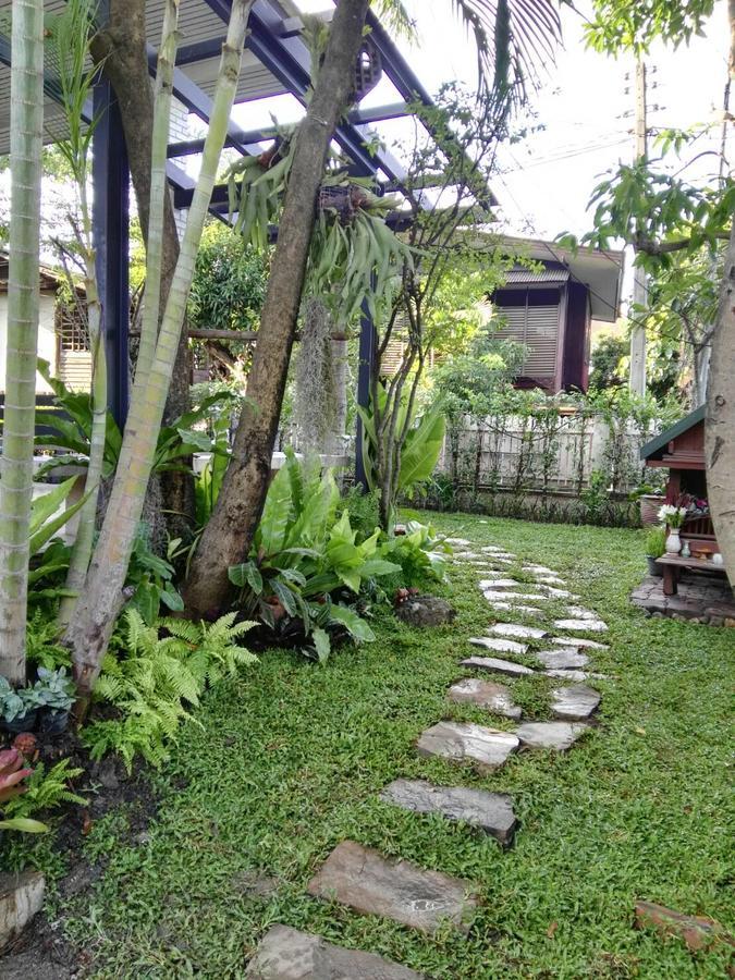 18 In Town Homestay Chiang Mai Luaran gambar
