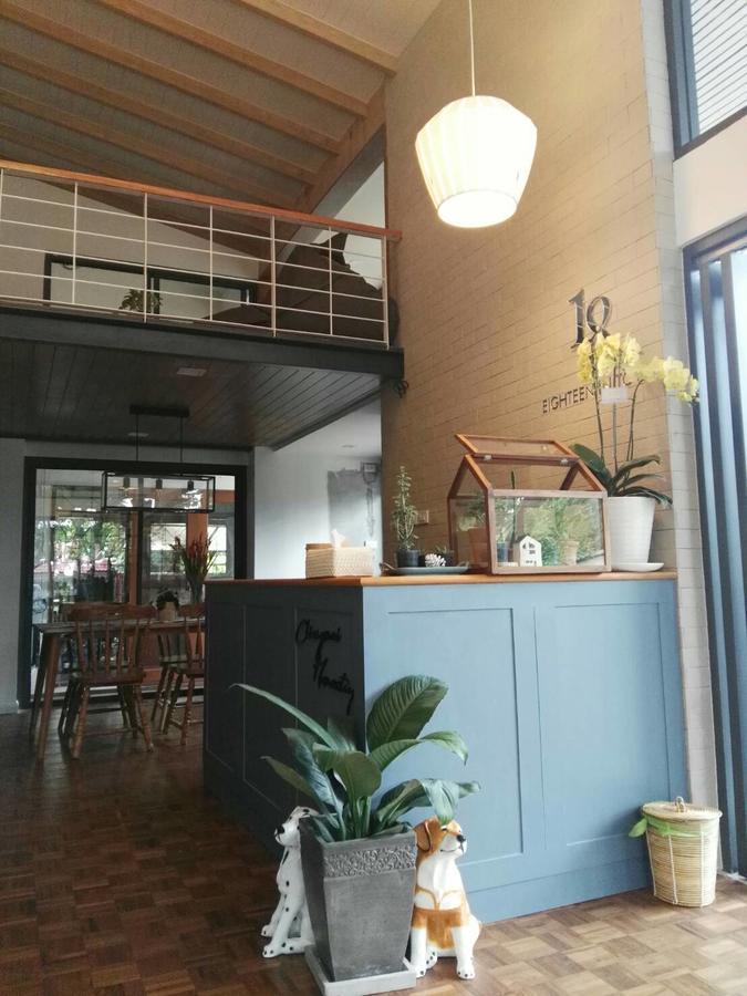 18 In Town Homestay Chiang Mai Luaran gambar